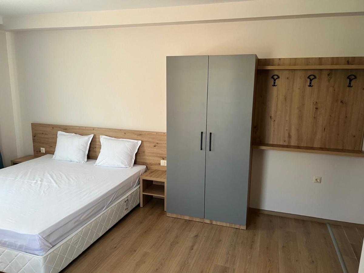 Stamatovi Family Hotel Pomorie Exterior photo